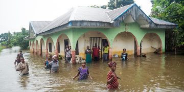 Floods in Nigeria Kill 49, Displace 40,000- Inflation Soars.