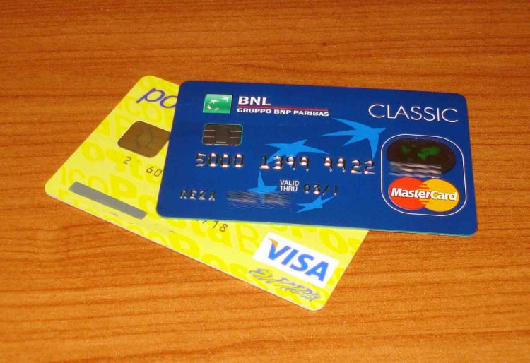 trump proposes 10% cap on credit card